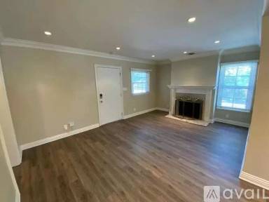 Main picture of 2905 N Frederic St