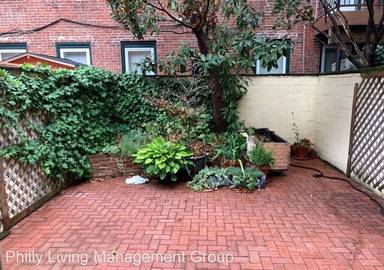 Main picture of 243 Fitzwater St