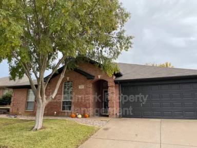 Main picture of 616 Ember Ln