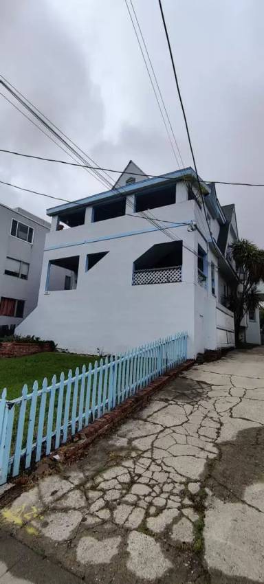 Main picture of 323 Hanover Ave