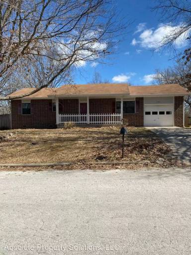 Main picture of 1202 S 18th Ave