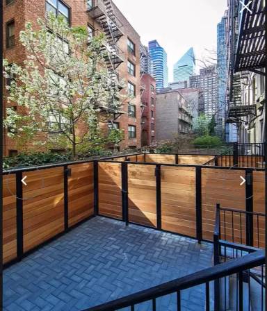 Main picture of 344 E 55th St