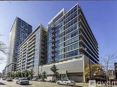 Main picture of 1620 S Michigan Ave Apartments