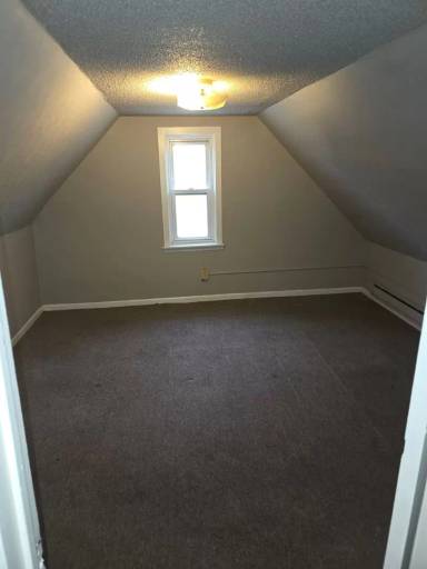 Main picture of 415 E 5th St