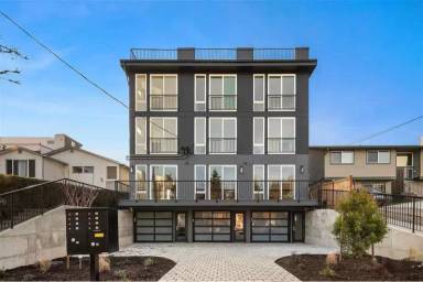 Main picture of 913 28th Ave S