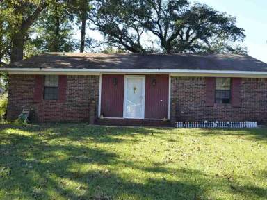 Main picture of 103 Pecan Grove Ave