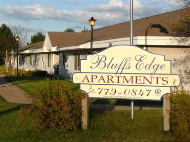 Main picture of Bluff's Edge Apartments
