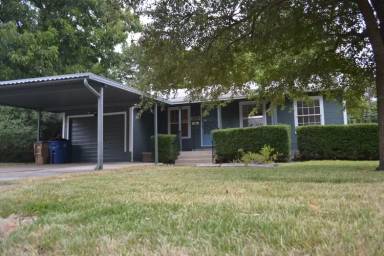 Main picture of 5709 Chesterfield Ave