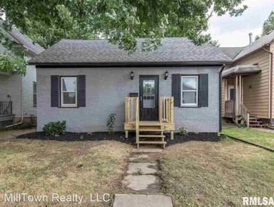 Main picture of 1429 W 15th St