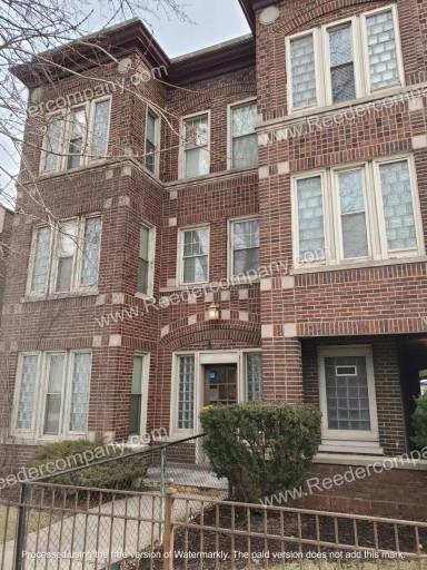 Main picture of 3615 Grand Blvd