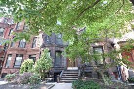 Main picture of 379 Commonwealth Ave