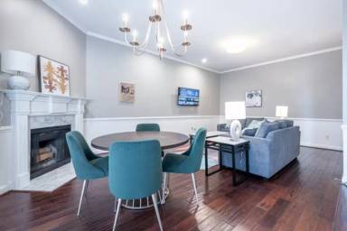 Main picture of 893 Piedmont Ave NE