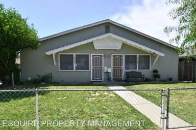 Main picture of 5972 Woodland St