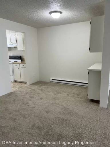 Main picture of 3503 NE 49th St