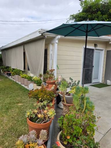 Main picture of 11021 Howard St