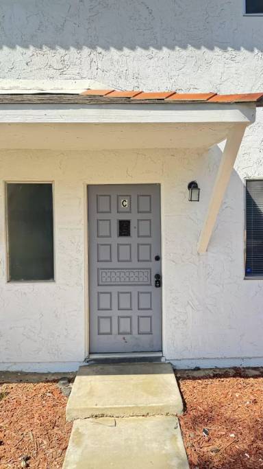 Main picture of 455 N Murry St