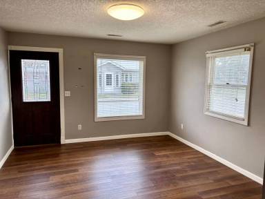 Main picture of 1026 S Scott St