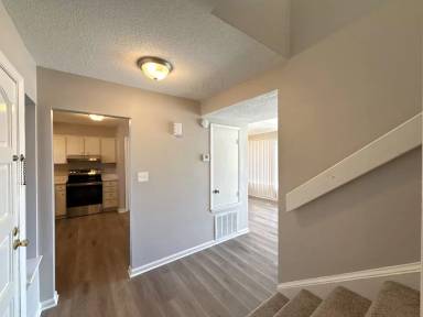 Main picture of 11537 Turn Stone Ct