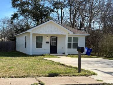 Main picture of 107 Pine St