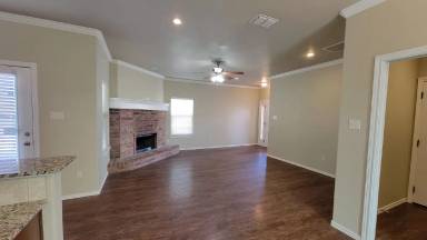 Main picture of 9802 Weatherford Ave