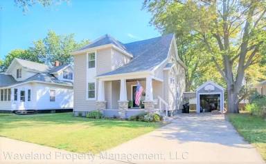 Main picture of 231 Michigan St