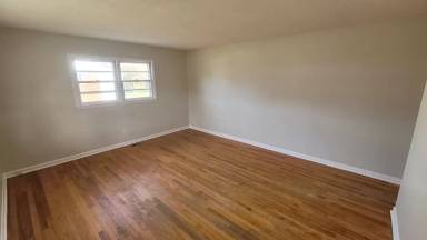 Main picture of 5125 Raynor Rd