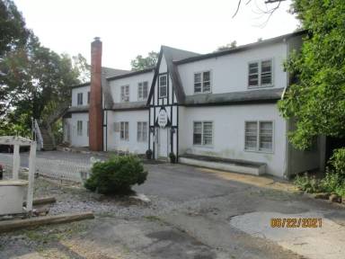 Main picture of 10039 Rockfish Gap Tpke