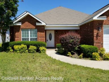 Main picture of 104 Greenspan Way