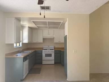 Main picture of 10777 Oakhurst Dr