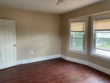 Main picture of 444 Front St