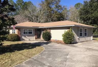 Main picture of 632 Fleming Rd