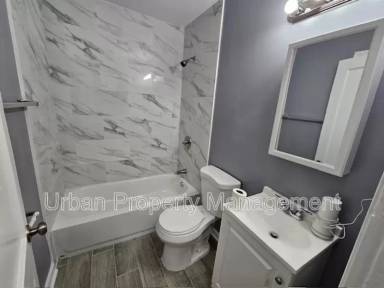 Main picture of 1149 Merchant St