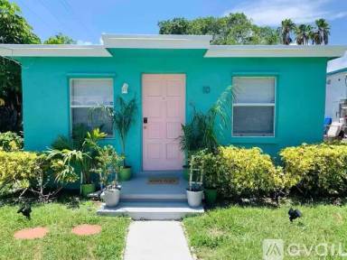 Main picture of 10 SW 4th Ave