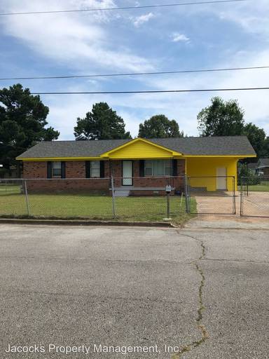 Main picture of 485 Iola St