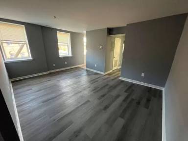 Main picture of 2910 Reisterstown Rd