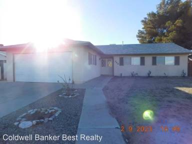 Main picture of 555 S Warner St