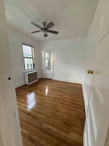 Main picture of 16 Walter Pl