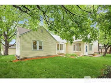 Main picture of 5183 Independence St