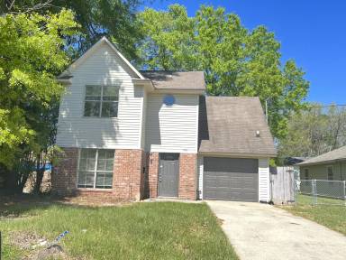 Main picture of 3475 Laurel St