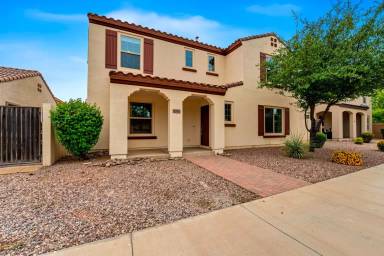 Main picture of 2220 S Ponderosa Dr