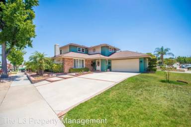 Main picture of 4103 N Oceanview St