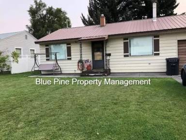 Main picture of 220 Monterey Dr