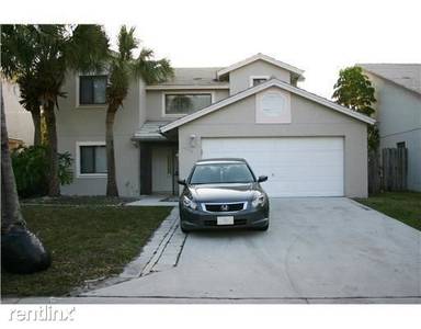 Main picture of 6008 Strawberry Fields Way