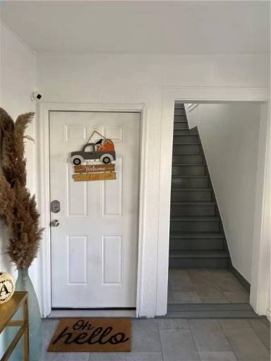 Main picture of 220 Hillside Ave