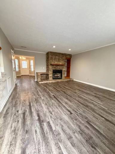 Main picture of 1305 Sun Way