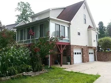 Main picture of 4000 Clinard Ave
