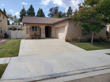 Main picture of 10605 Candytuft St