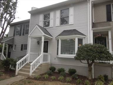 Main picture of 13 Stonewall Ct
