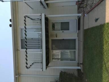 Main picture of 405 Meadow Green Ln