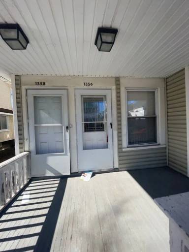 Main picture of 1356 W 91st St